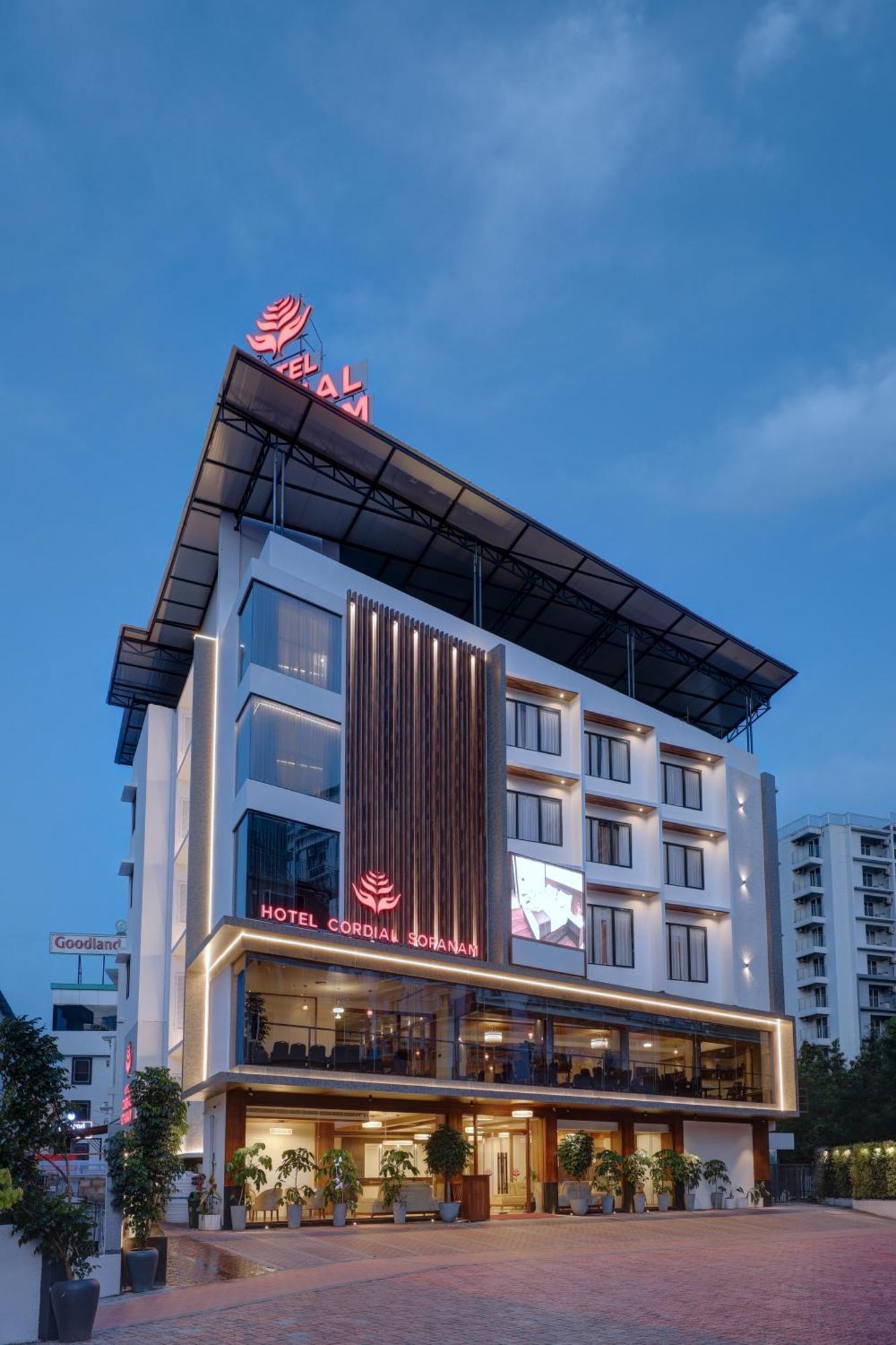 Hotel Cordial Sopanam Thiruvananthapuram Екстериор снимка