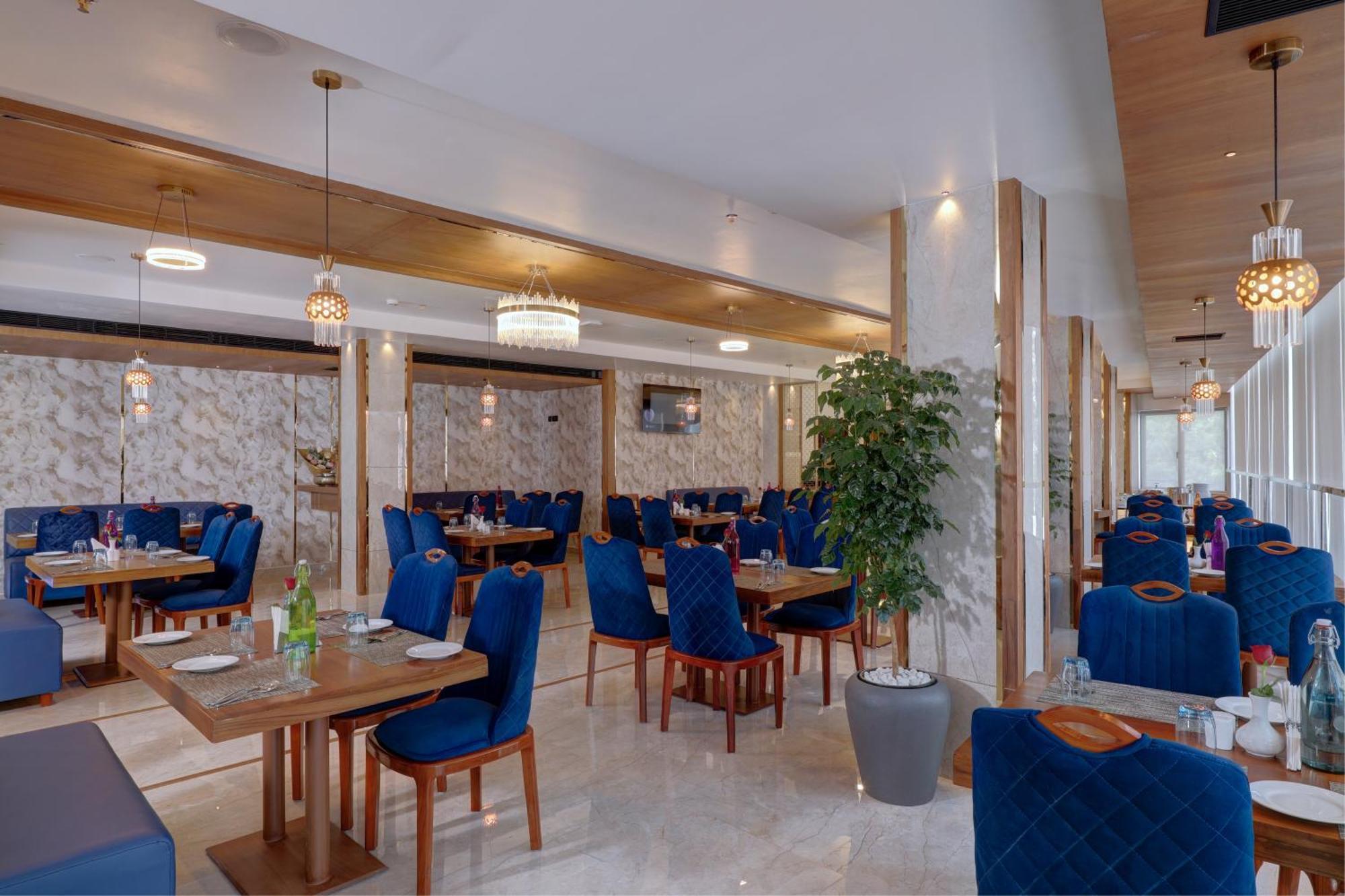 Hotel Cordial Sopanam Thiruvananthapuram Екстериор снимка