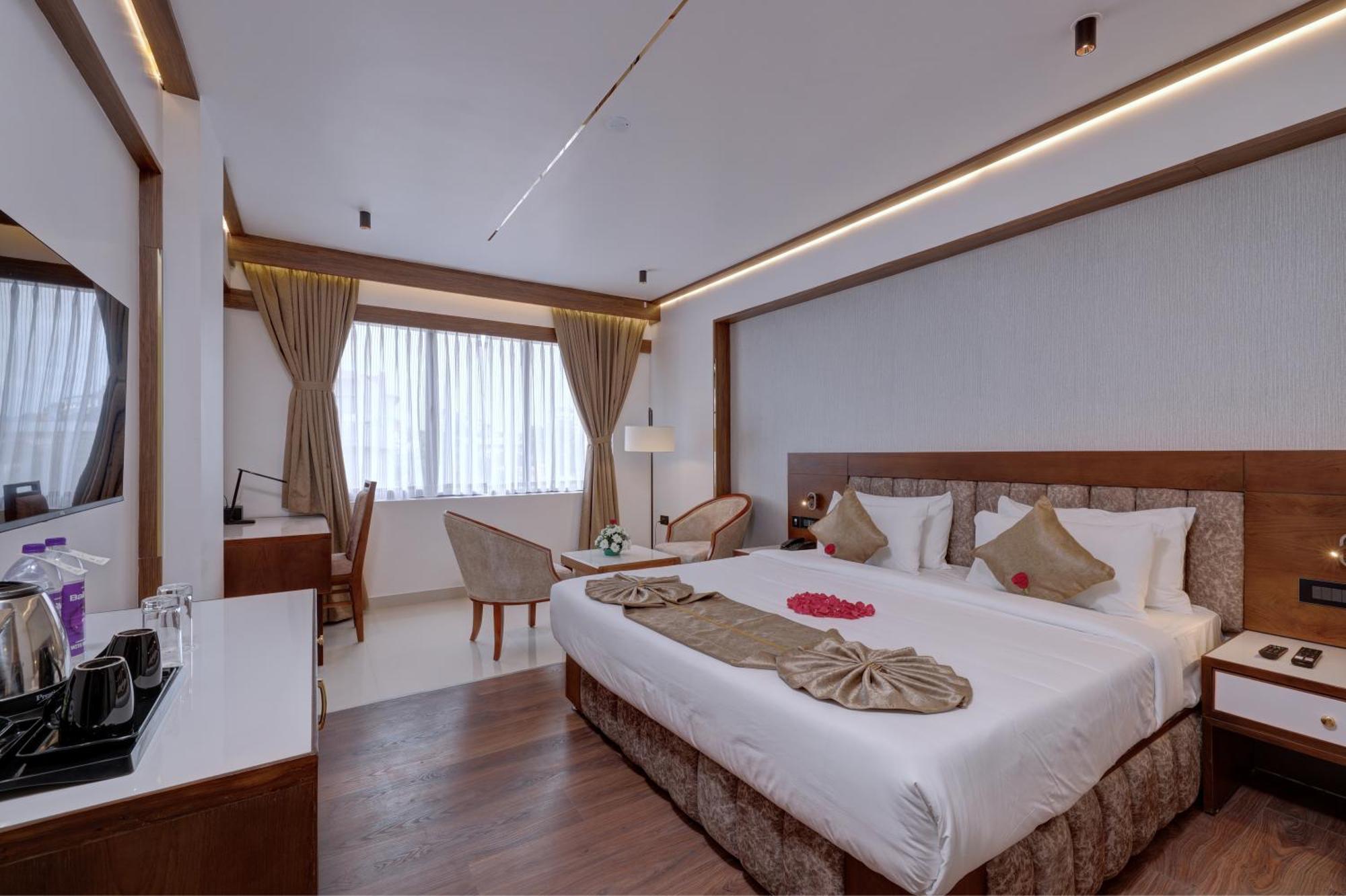 Hotel Cordial Sopanam Thiruvananthapuram Екстериор снимка